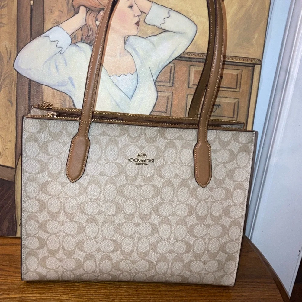 Coach Nina Signature Tote Bag Tan - MSRP $498